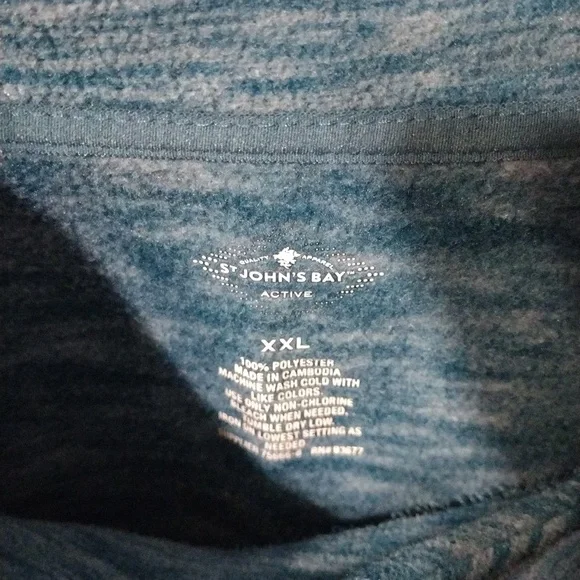 St John's Bay, Comfortable Warm And Cozy women's pull over fleece shirt in XXL - Picture 3 of 9